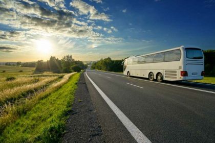 exploring-the-benefits-of-coach-trips:-a-relaxing-and-affordable-way-to-travel