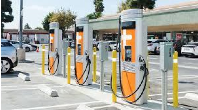 charging-station-for-ev:-everything-you-need-to-know